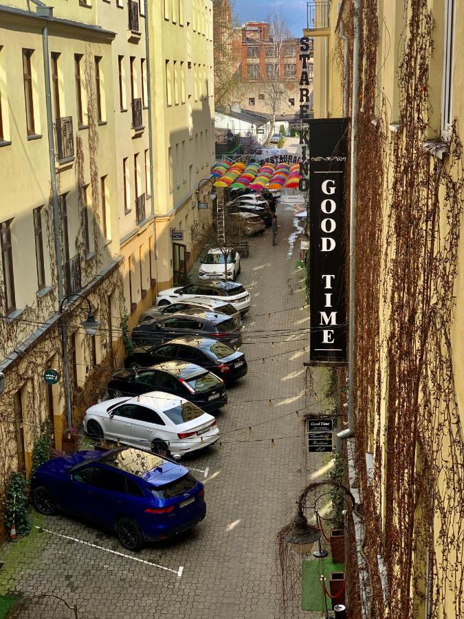 Apretura By Good Time Lodz (Lodz)